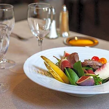Hotel Au Bord Du Lac 3*